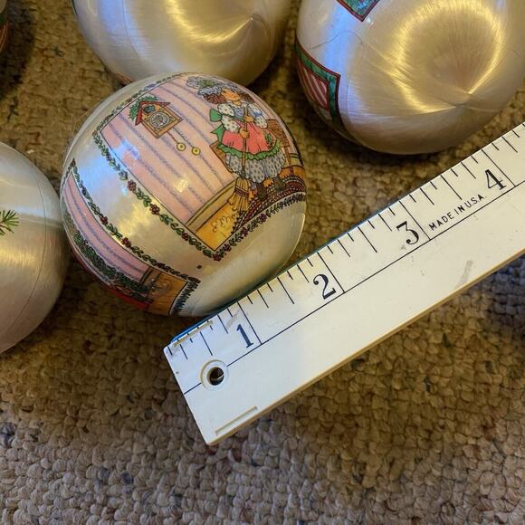 VTG MCM Christmas Ornaments No Glass Ball Silk & Plastic Wrap ThomasWolfe Lotof8 - Picture 7 of 10
